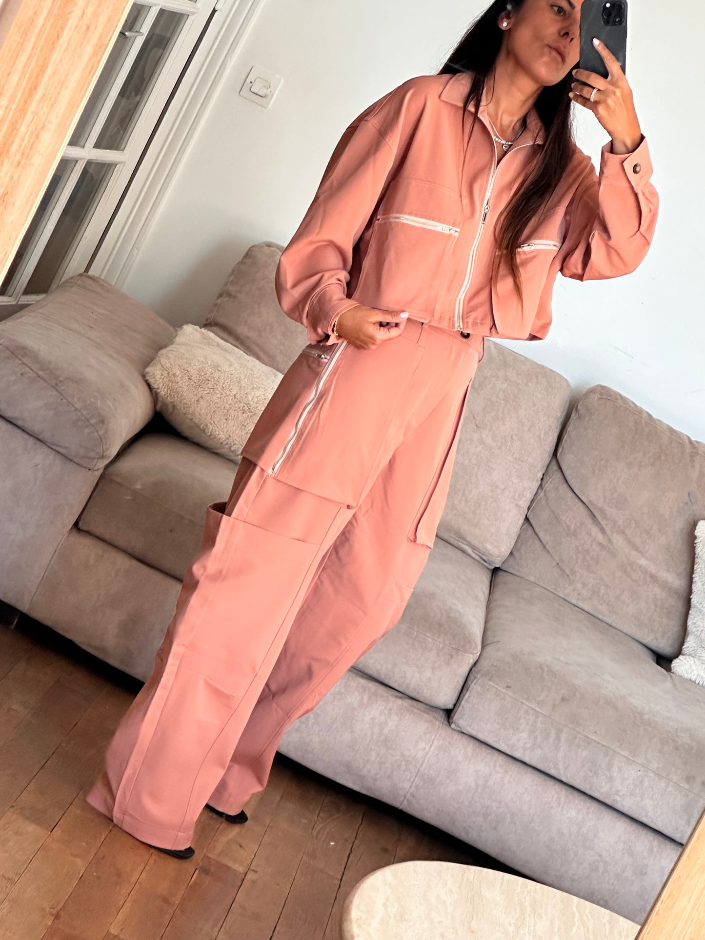 Top Liora